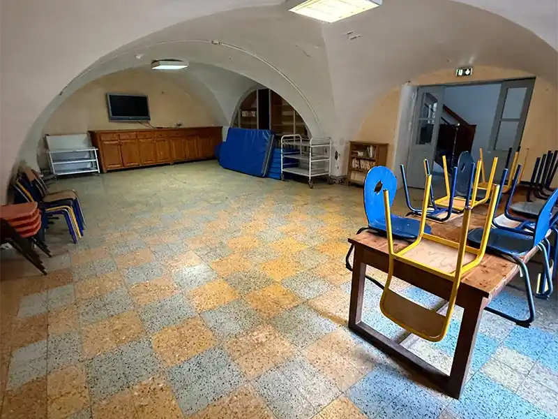 Deuxième salle du chalet principal de l'Enfance Populaire de Nice