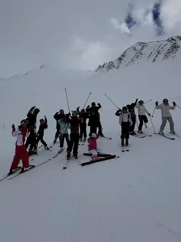 Partenaires locaux de la vallée de l'Ubaye pour une classe de neige